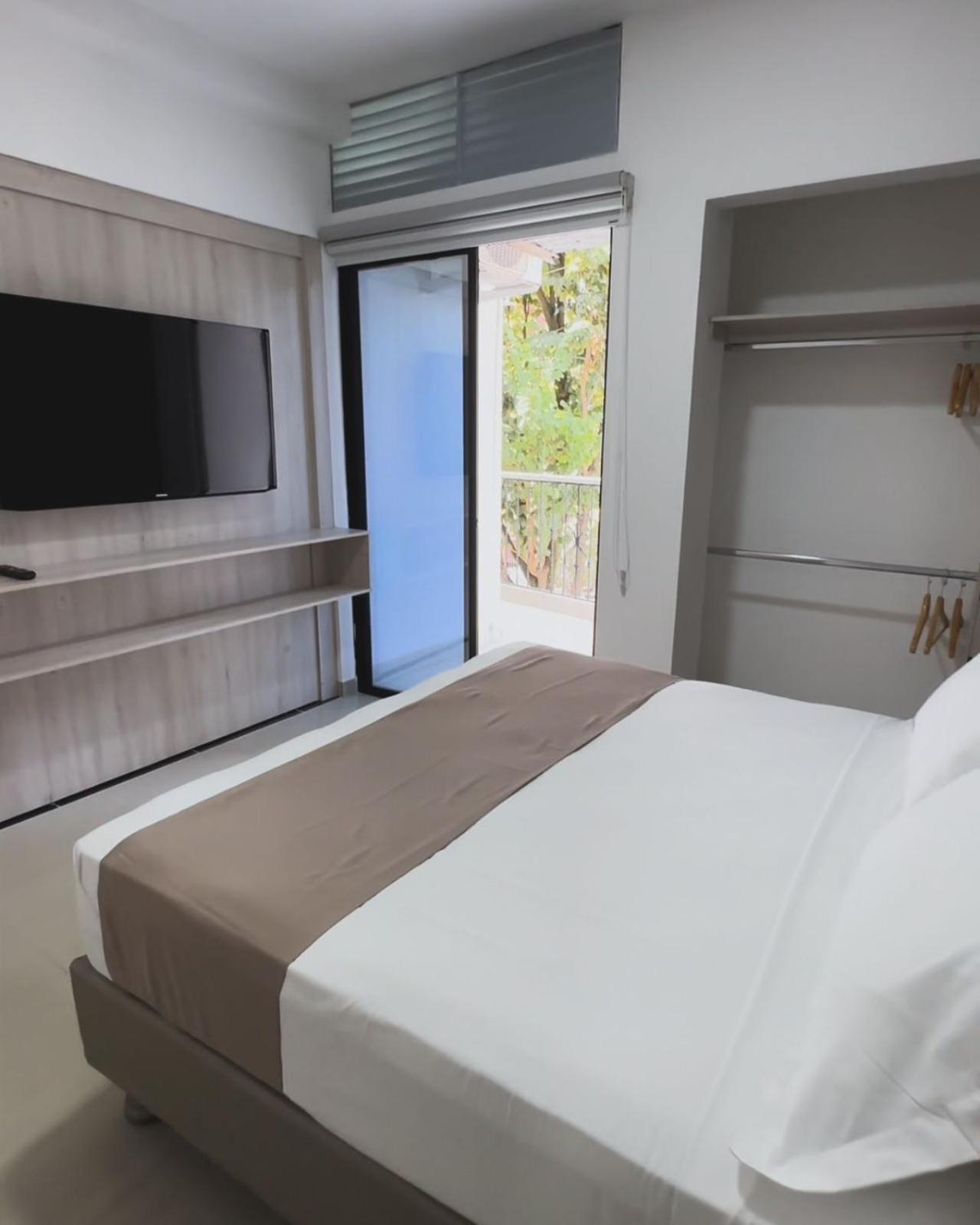 On Apartasuites Apartahotel