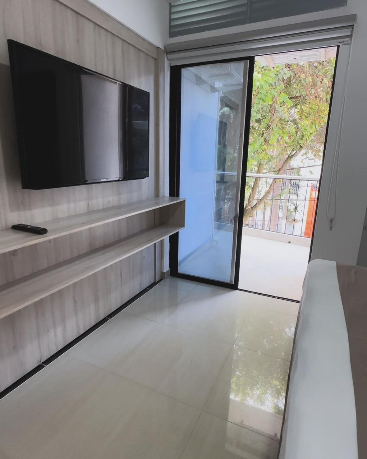 On Apartasuites 4* Cali