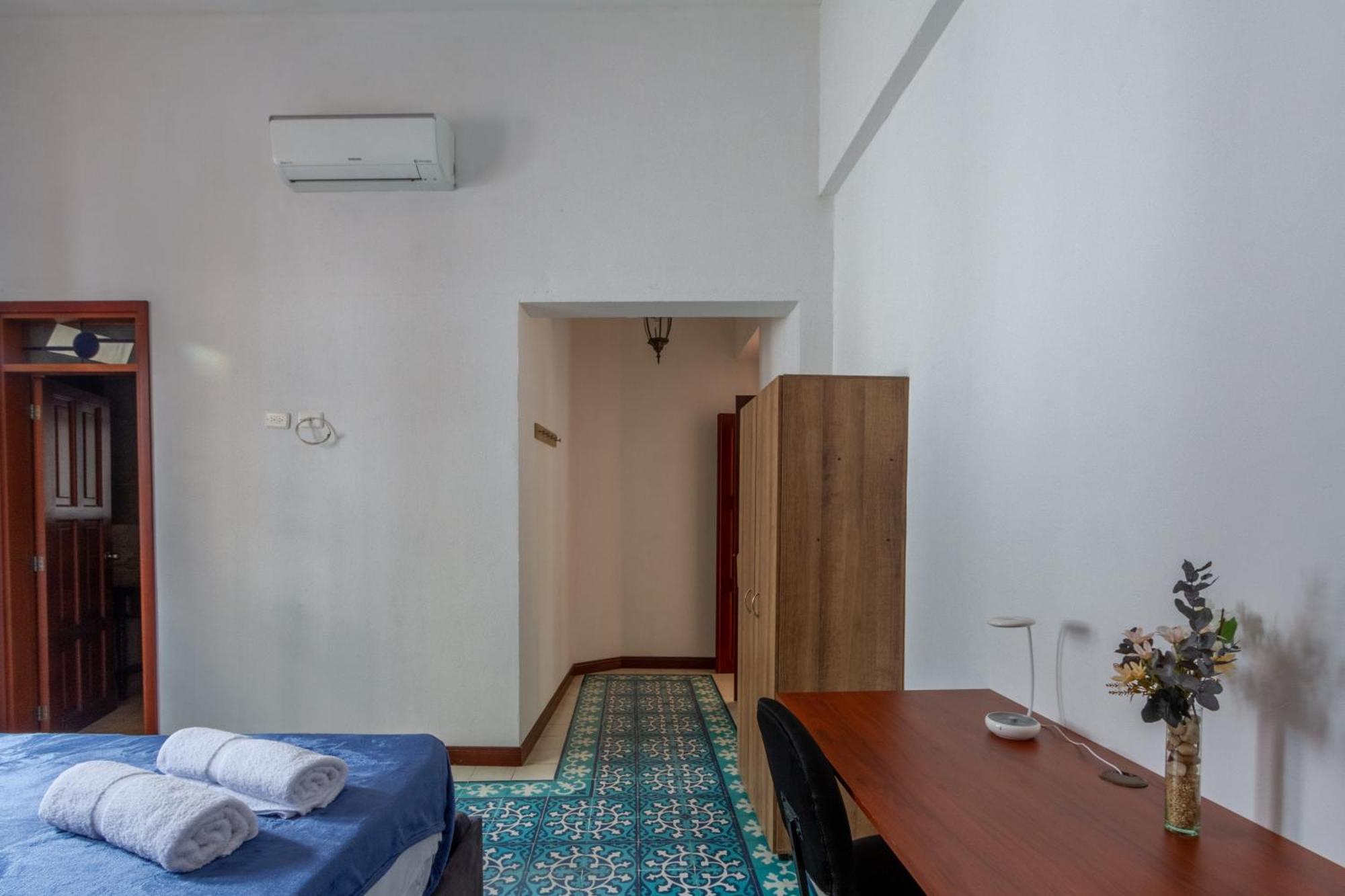 Casa Carambolo * Cali