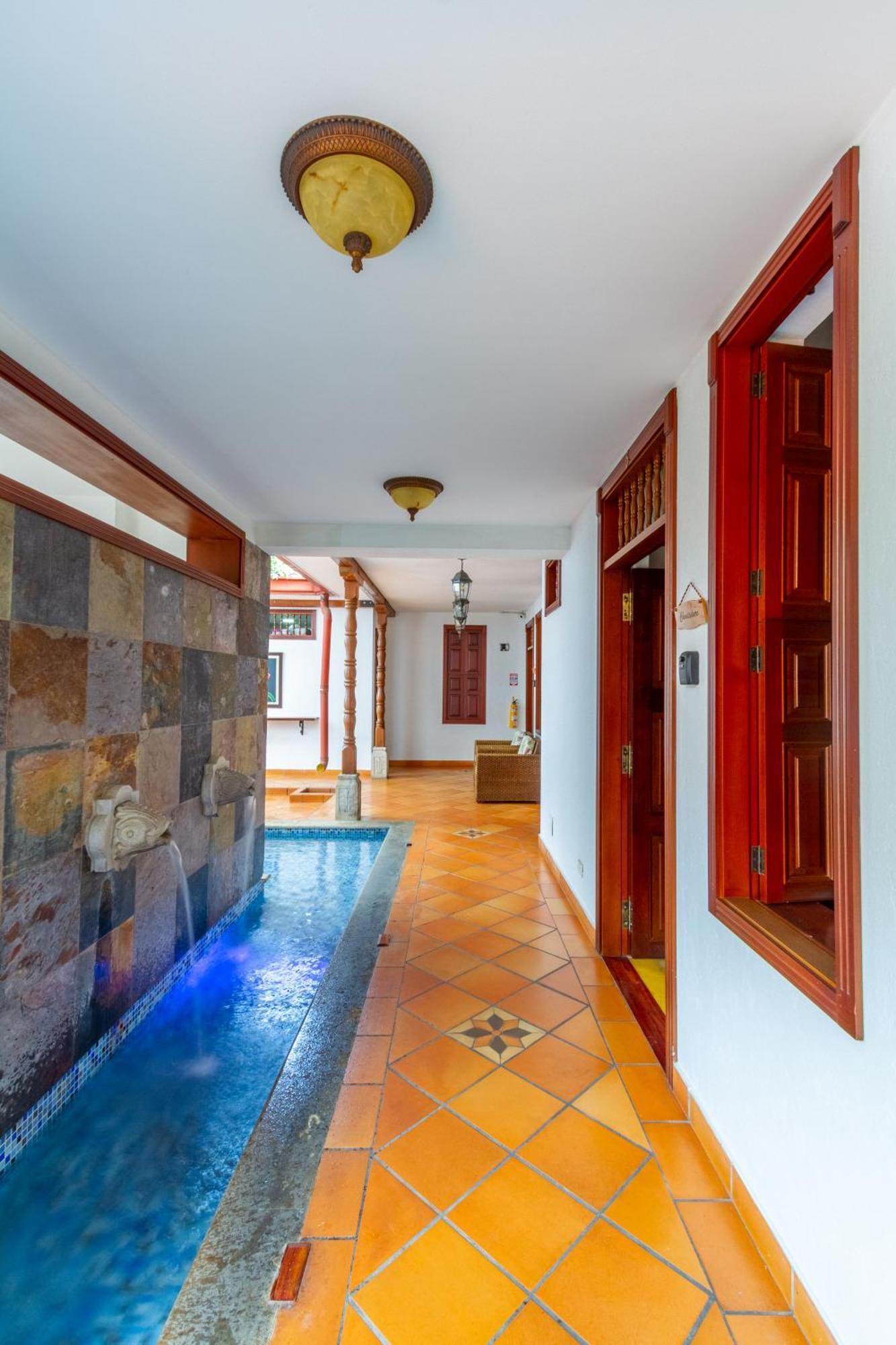 Casa Carambolo Bed and breakfast Cali