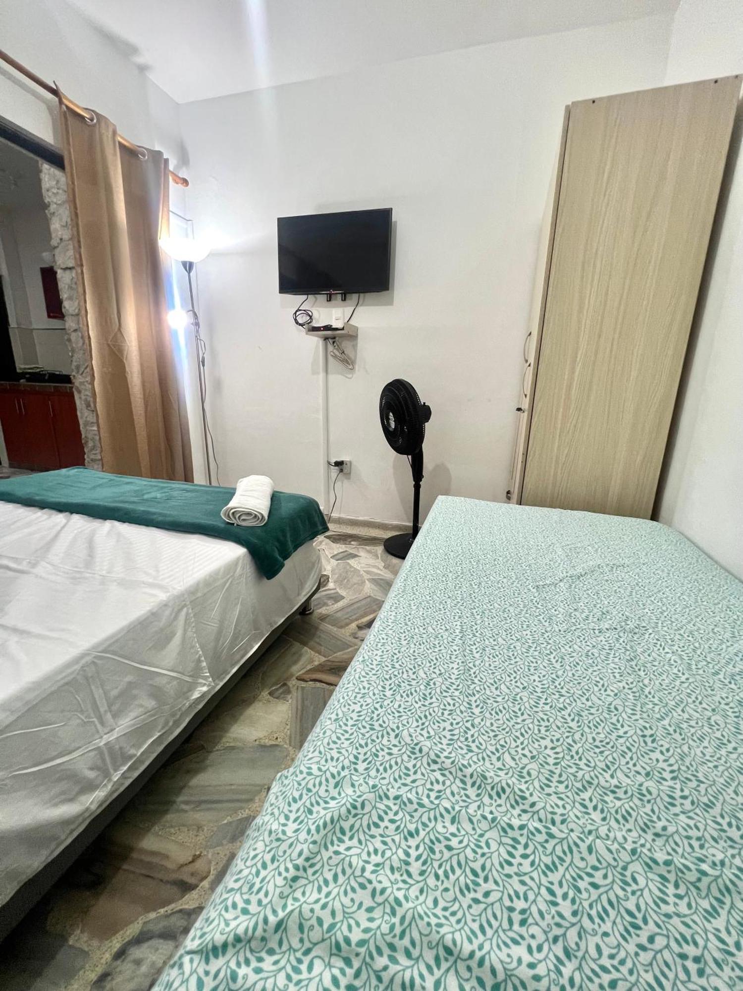 Apartasuite Con Excelente Ubicación * Cali
