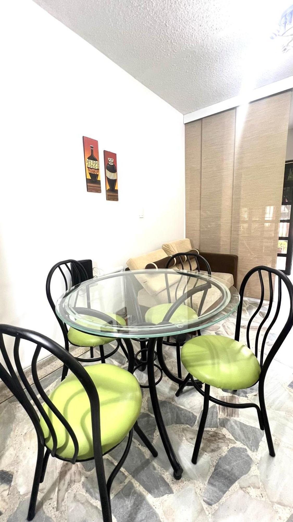 Apartasuite Con Excelente Ubicación