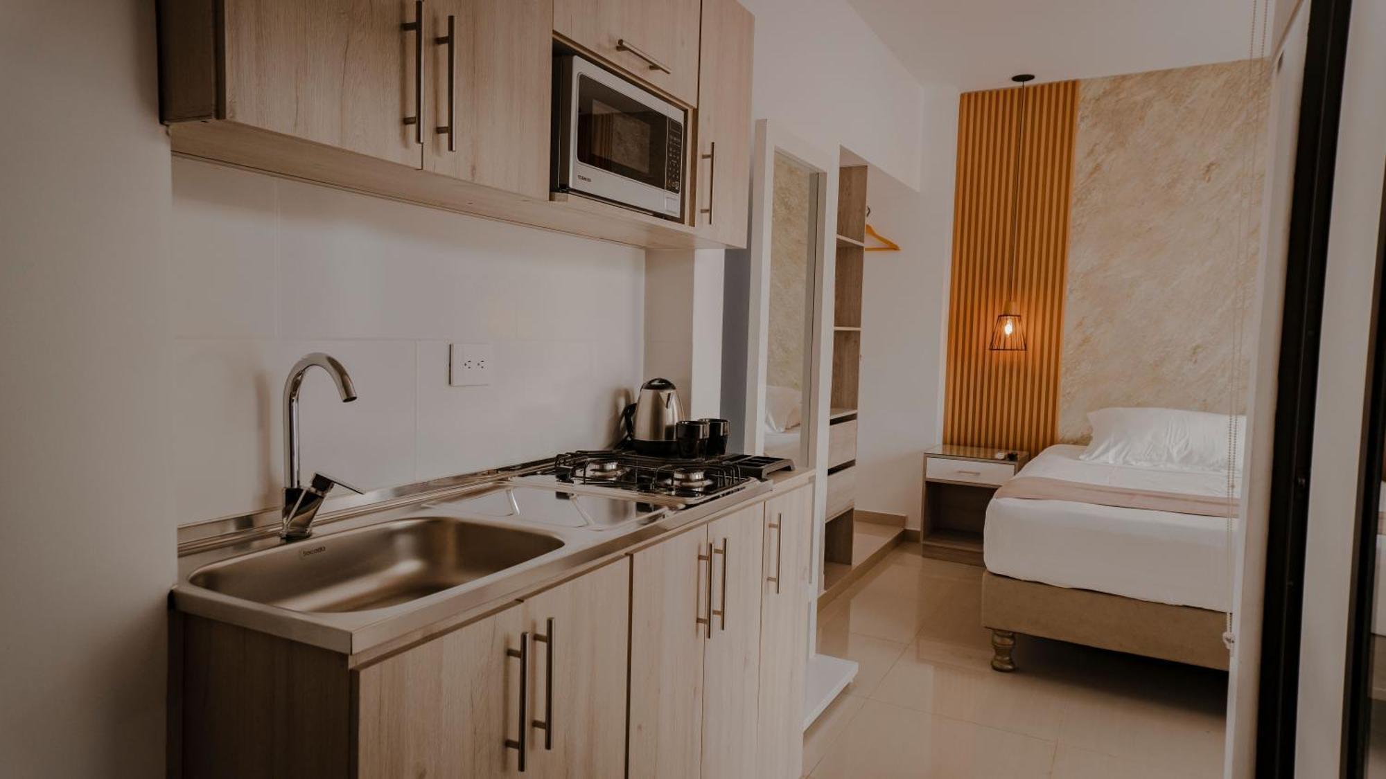 On Apartasuites 4* Cali