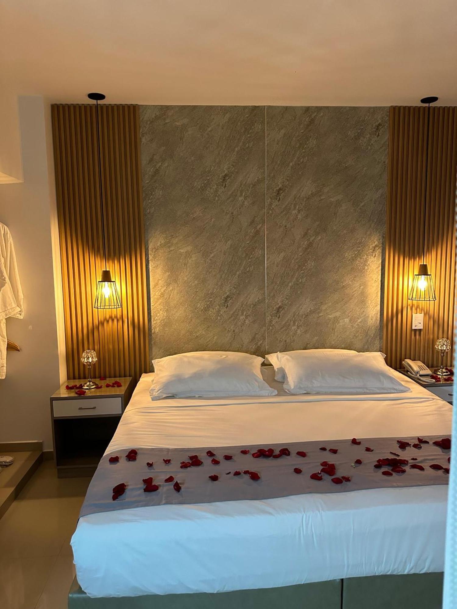 On Apartasuites Apartahotel Cali