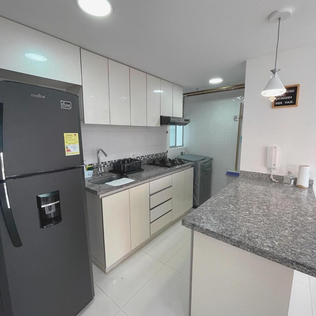 Apartamento 4-502 Con Aire Valle Del Lili, Zafiro C *