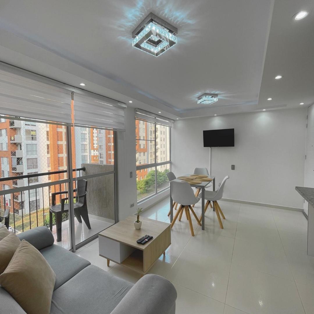 Apartamento 4-502 Con Aire Valle Del Lili, Zafiro C *