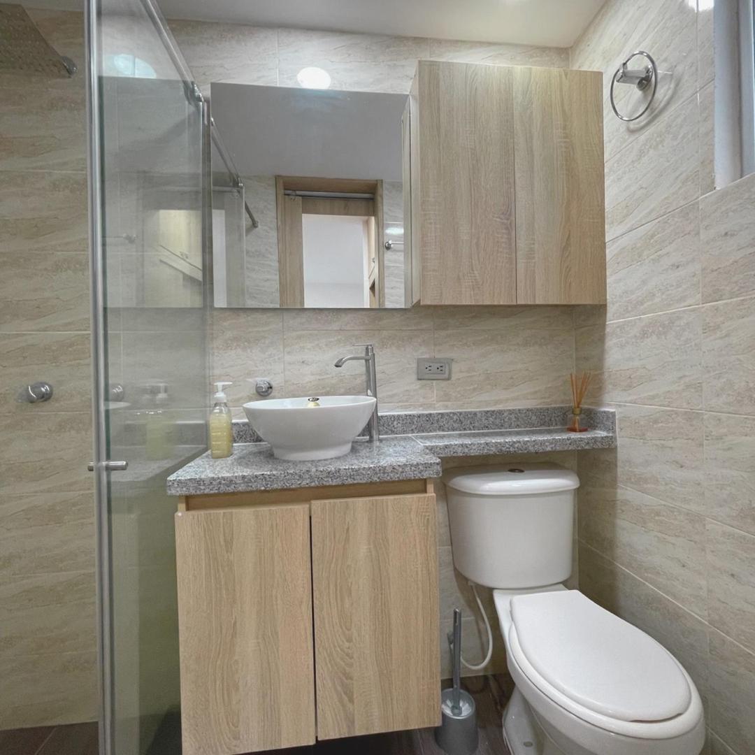 4-502 Con Aire Valle Del Lili, Zafiro C Apartamento Cali
