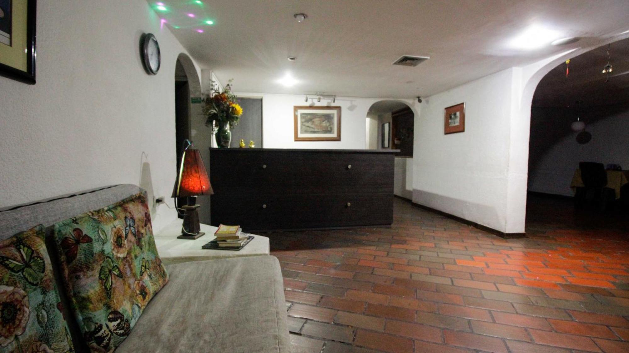Edificio Neuchabel Hotel 3*