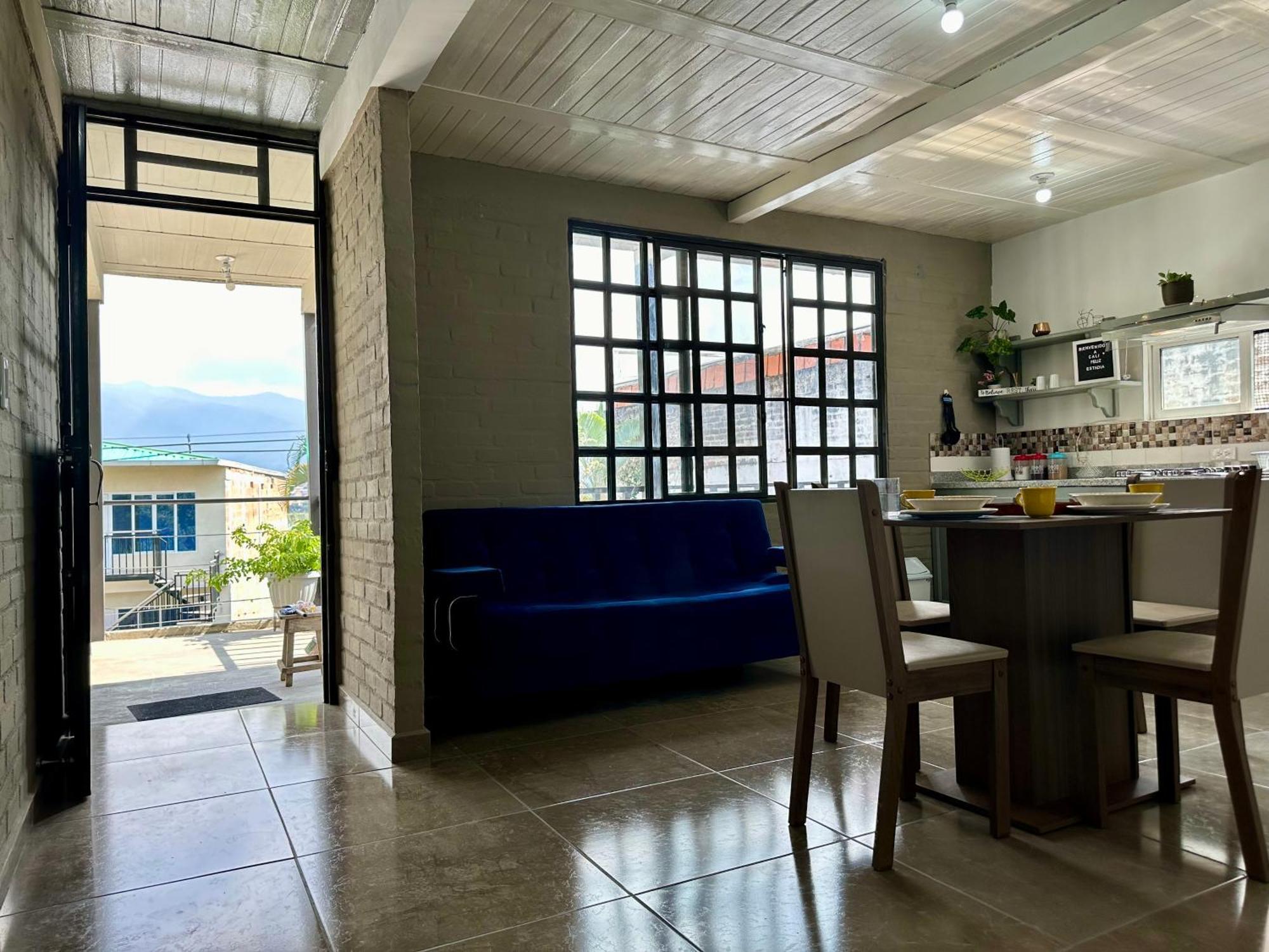 Moderno En El Oeste De Apartamento