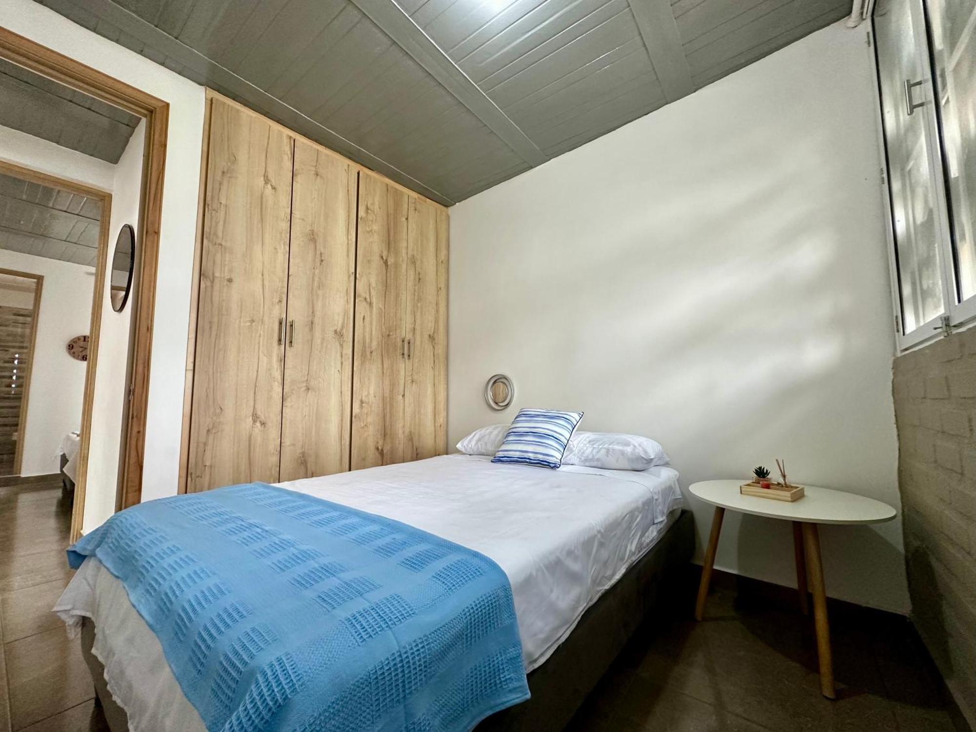 Moderno En El Oeste De Apartamento *
