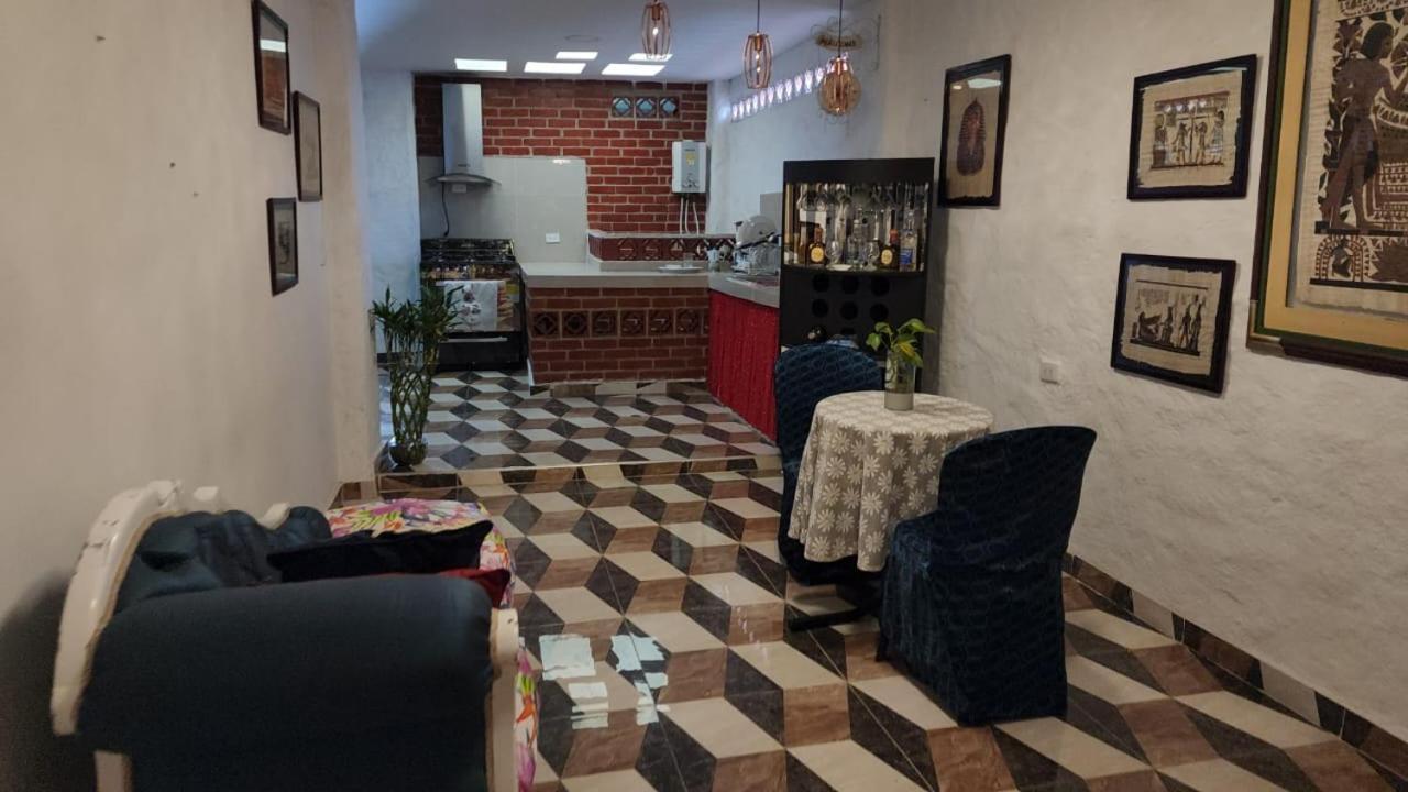 1 Cama Aire Acondicionado 2 Personas * Cali