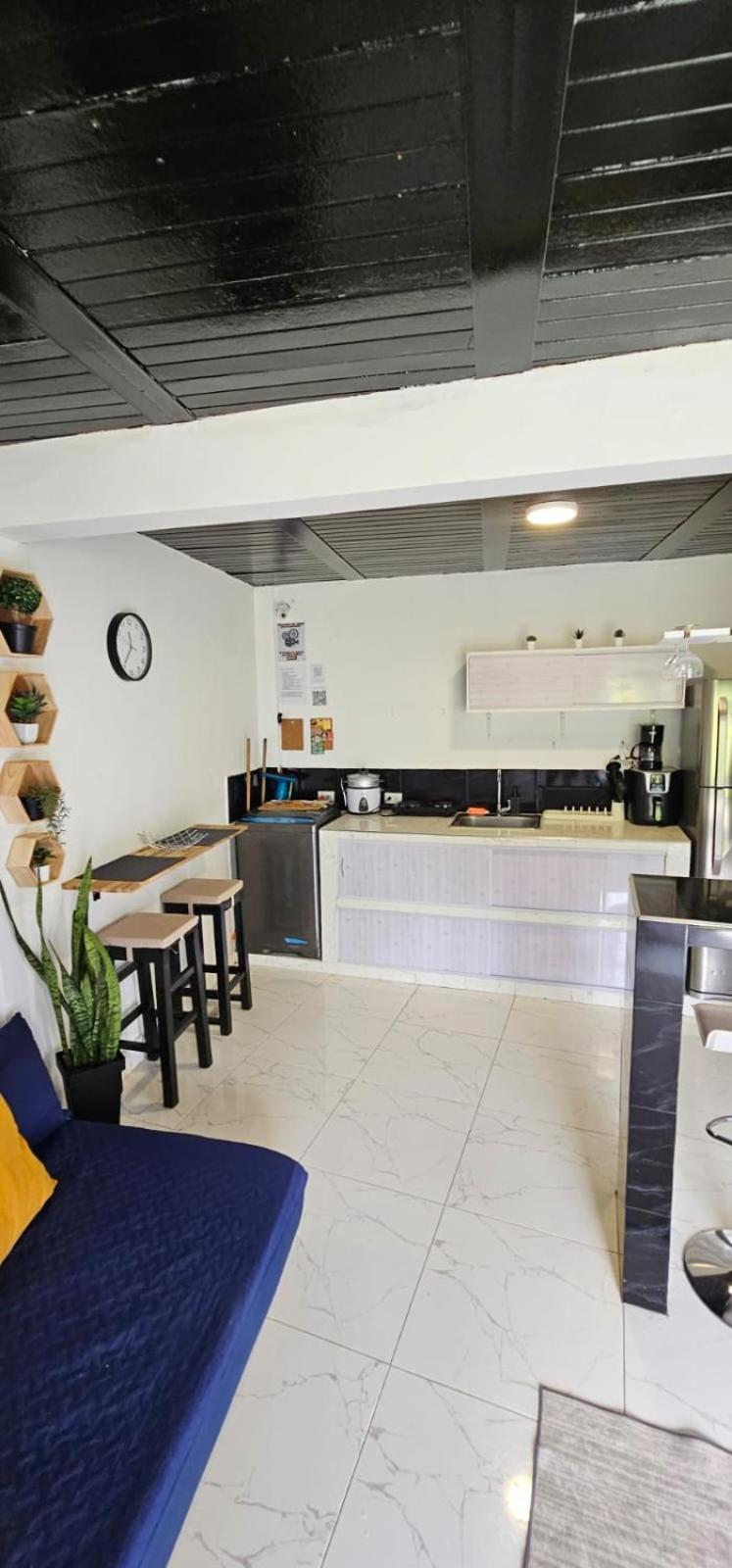 Refugio Romantico Y Acogedor Ideal Parejas Y Familias En Hermosas Montanas De Сasa de vacaciones Cali