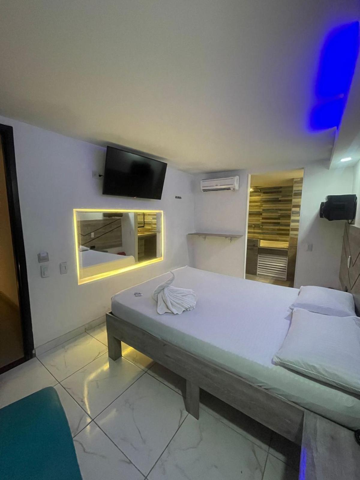 Caramelo Hotel del amor Cali