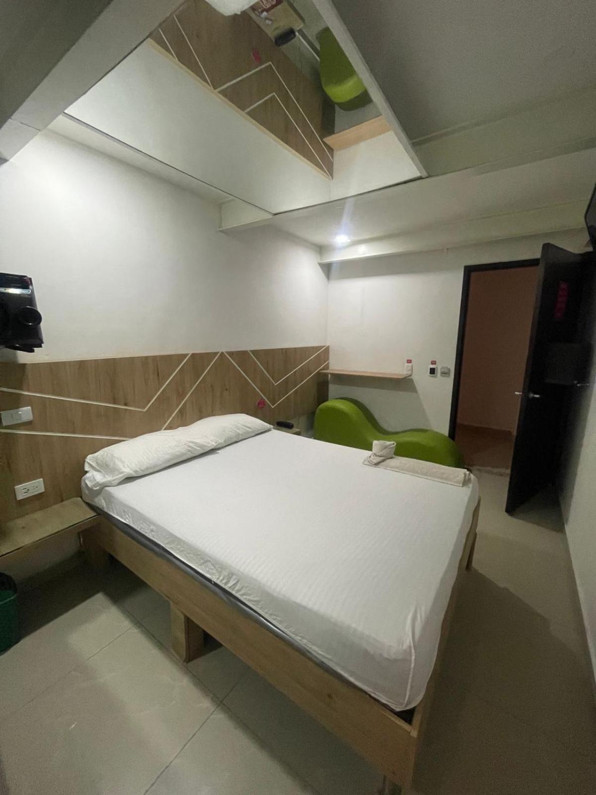 Hotel del amor Caramelo *