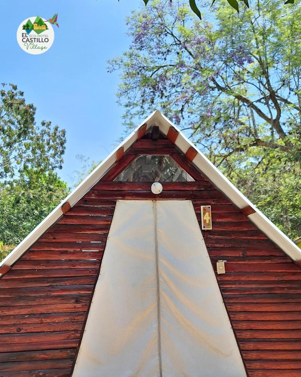 Ecohotel El Castillo Village