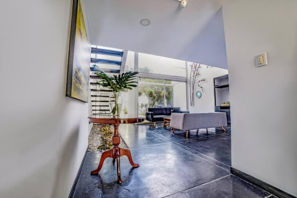 Casa Ilana Ciudad Jardin * Cali