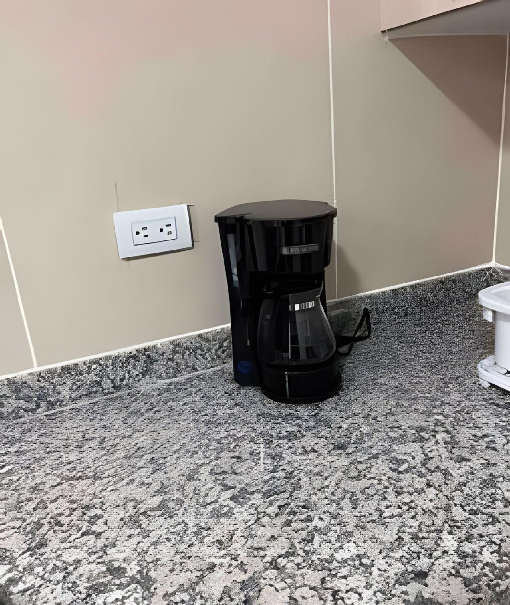Apartamento Moderno Edifico En El Sur De *