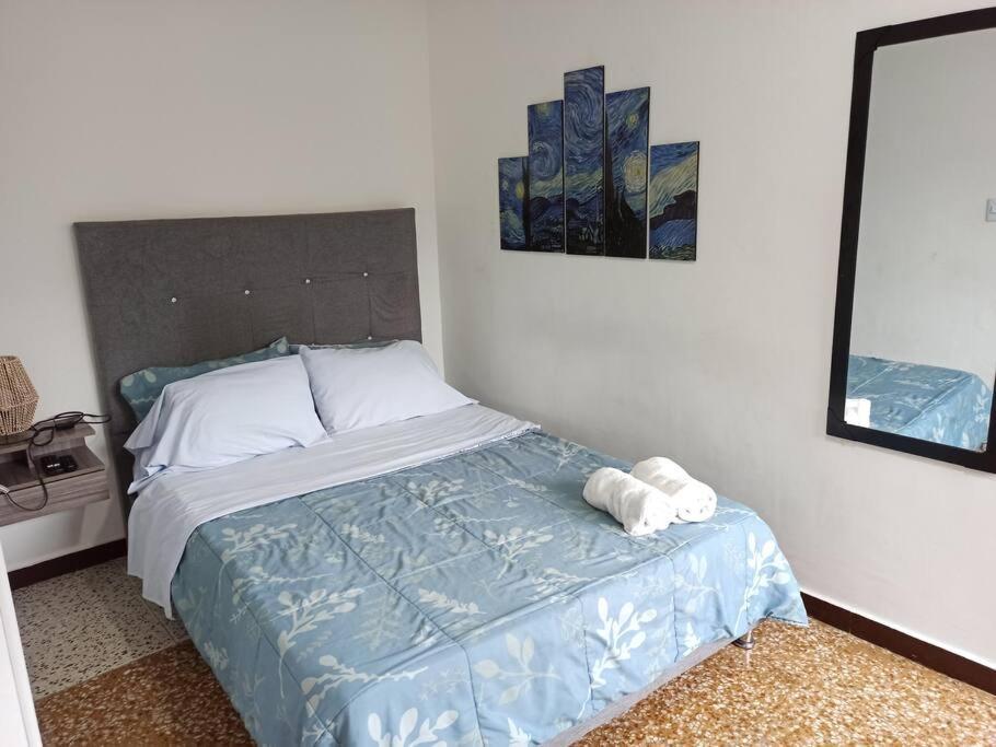 And Trendy Loft Location Great Stuff Apartamento