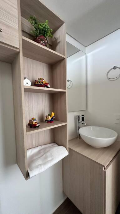 Hb-506 Cozy Loft View Of Cali- W Parking Ac Apartamento