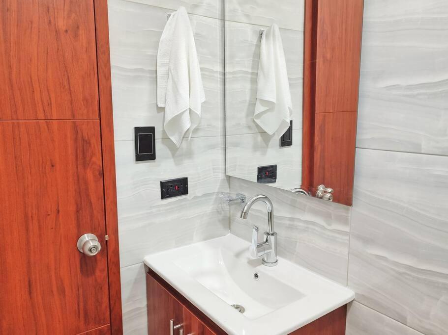 Apartamento Comodo En San Vicente - *