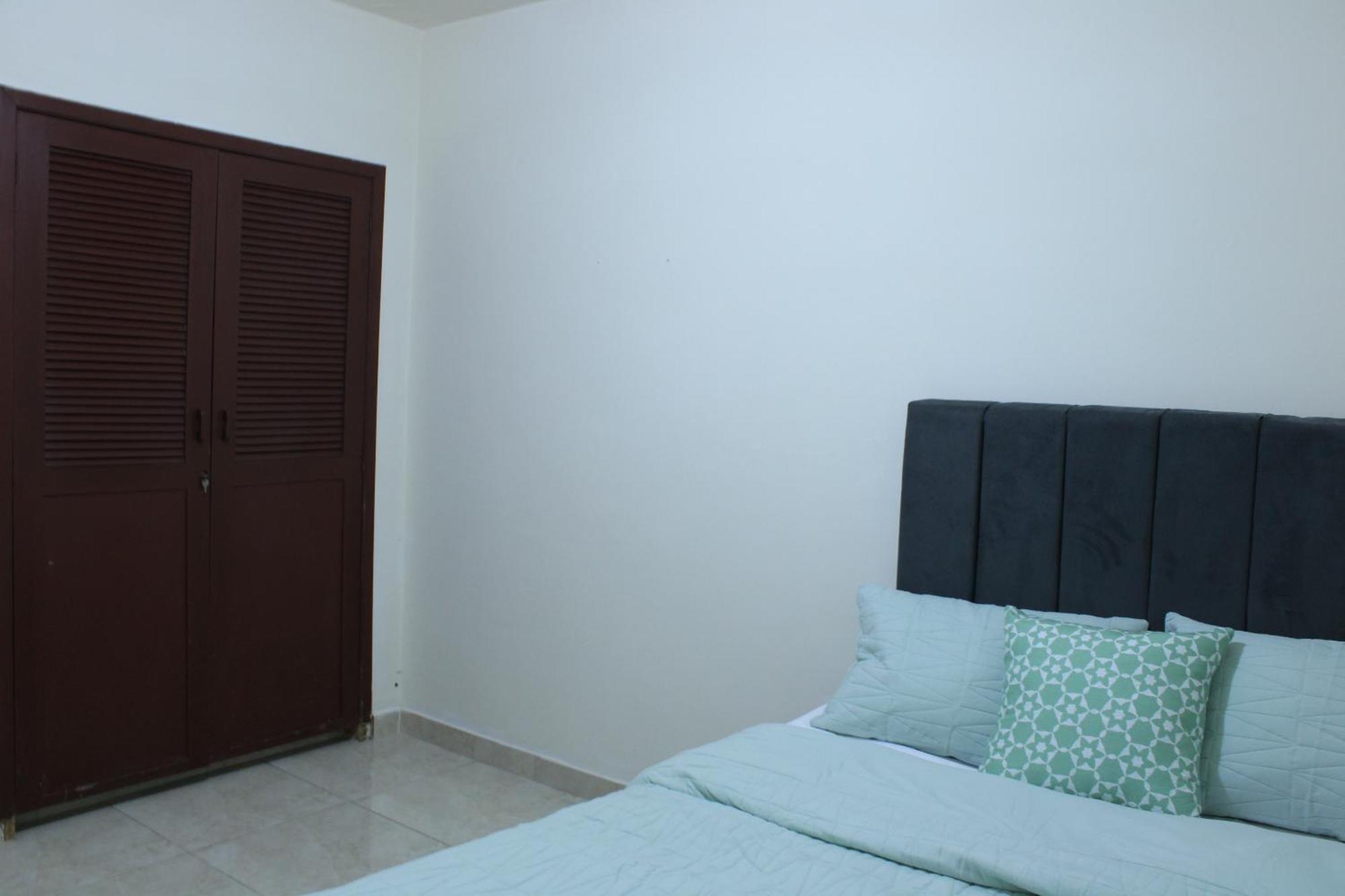 Pensión Casa Esperanza Cali