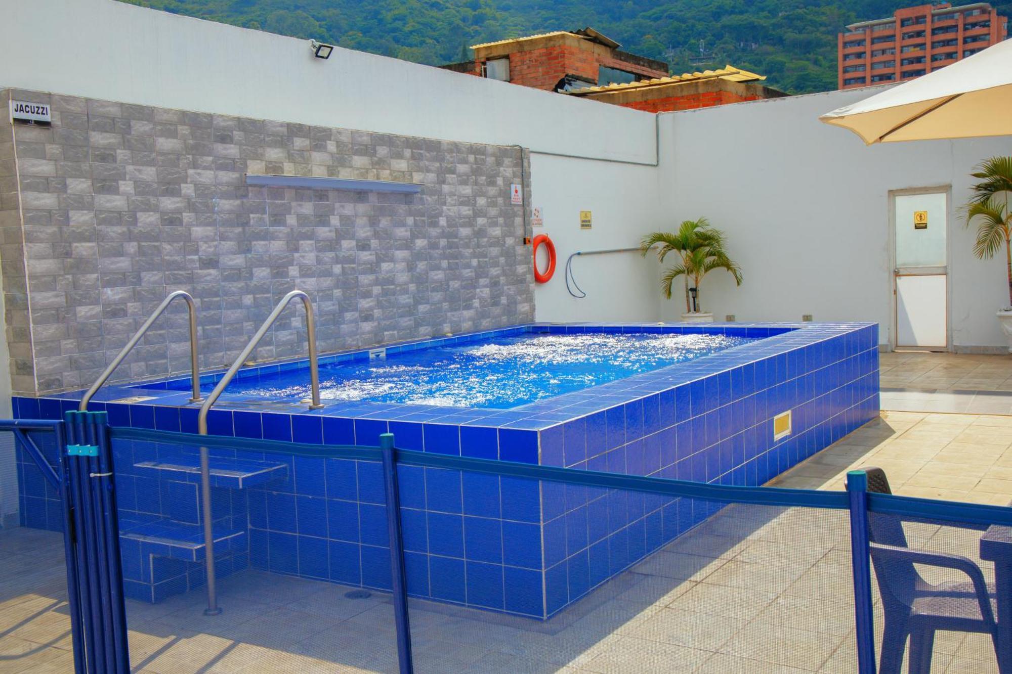 Granada Real Hotel Cali
