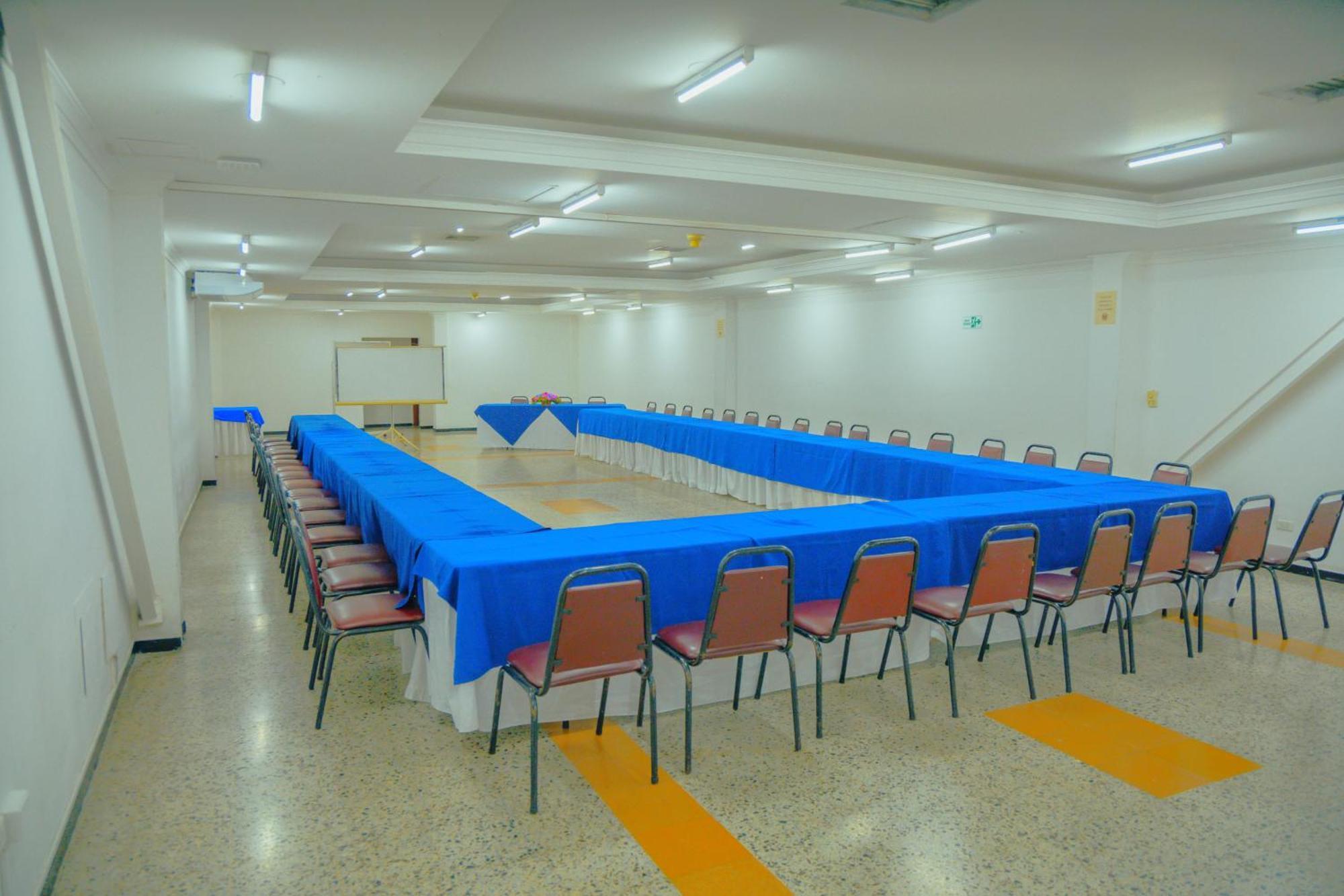 Hotel Granada Real