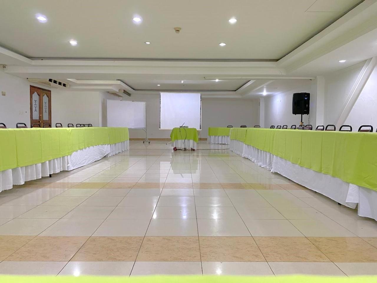 Granada Real 4* Cali