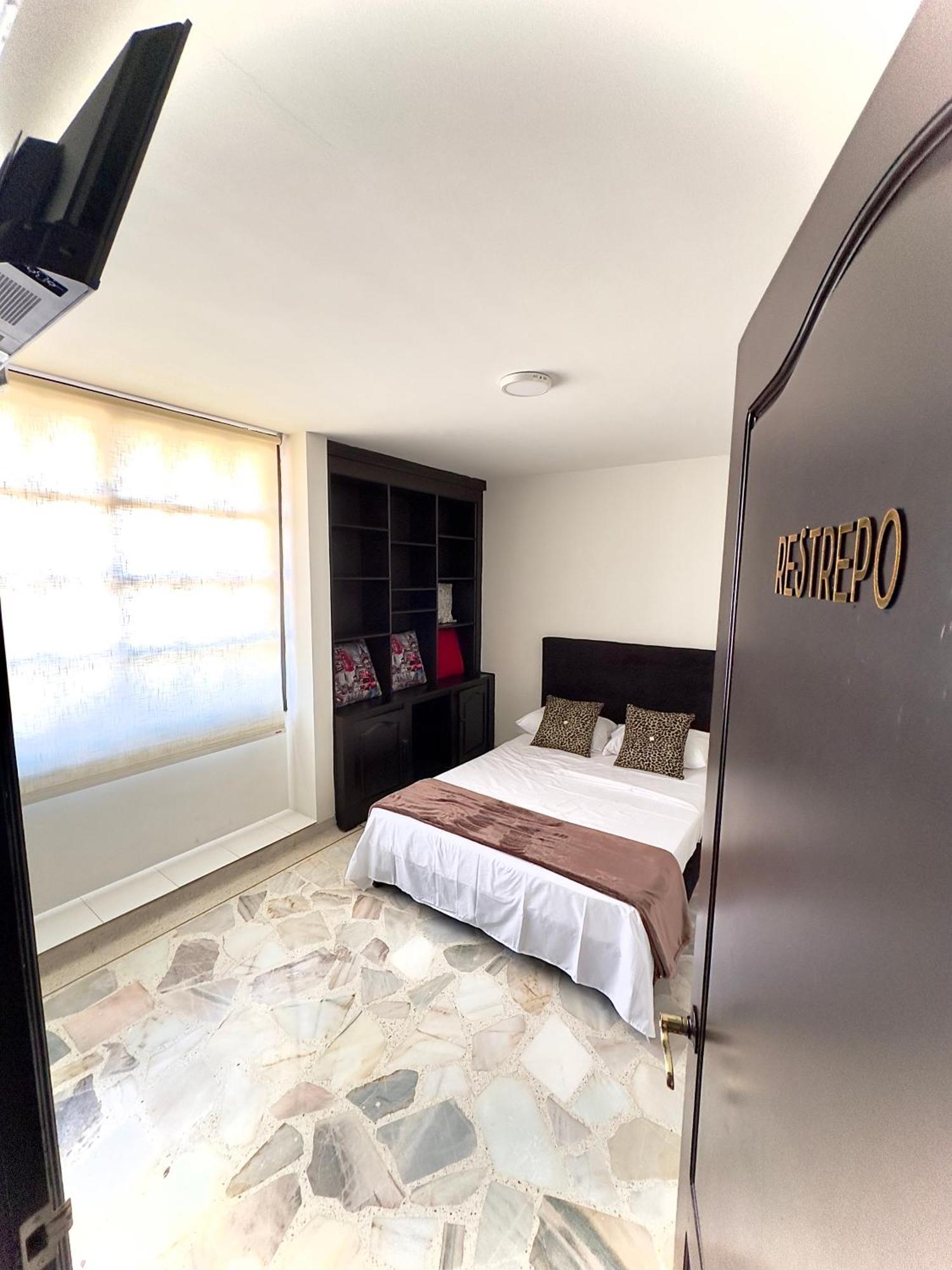 Hostal The View & Lounge Cali