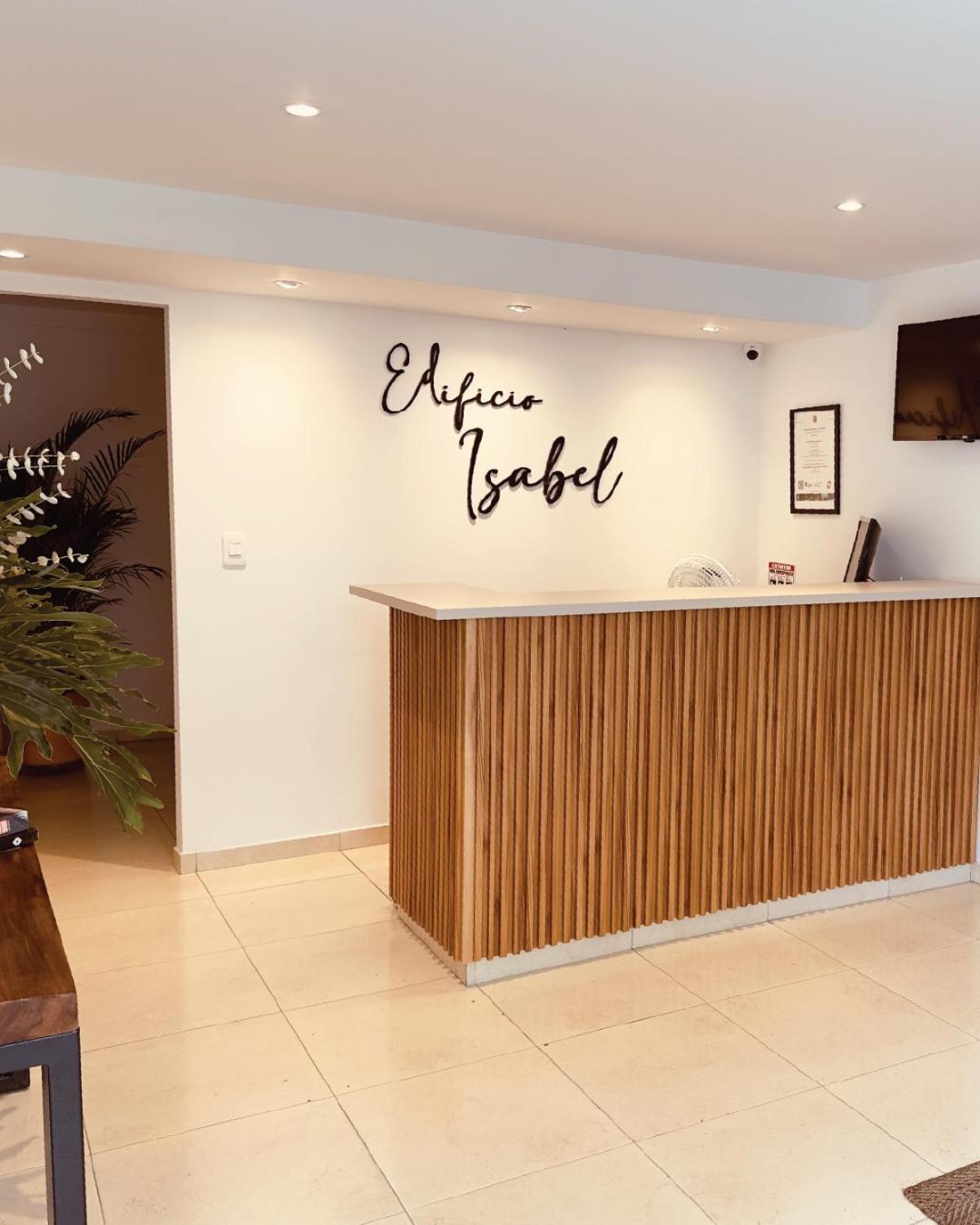 Apartahotel Apartasuites Isabel Cali