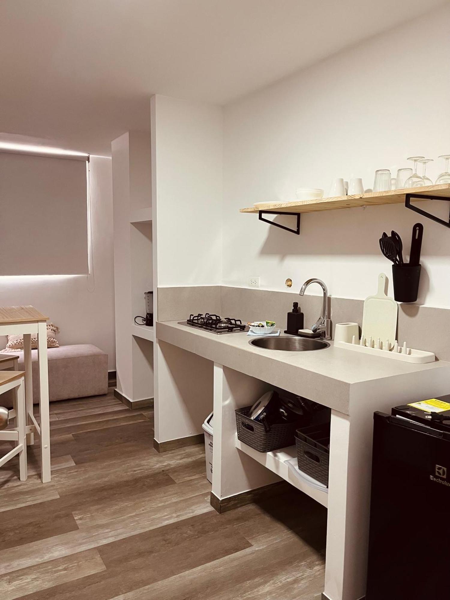 Apartahotel Apartasuites Isabel Cali