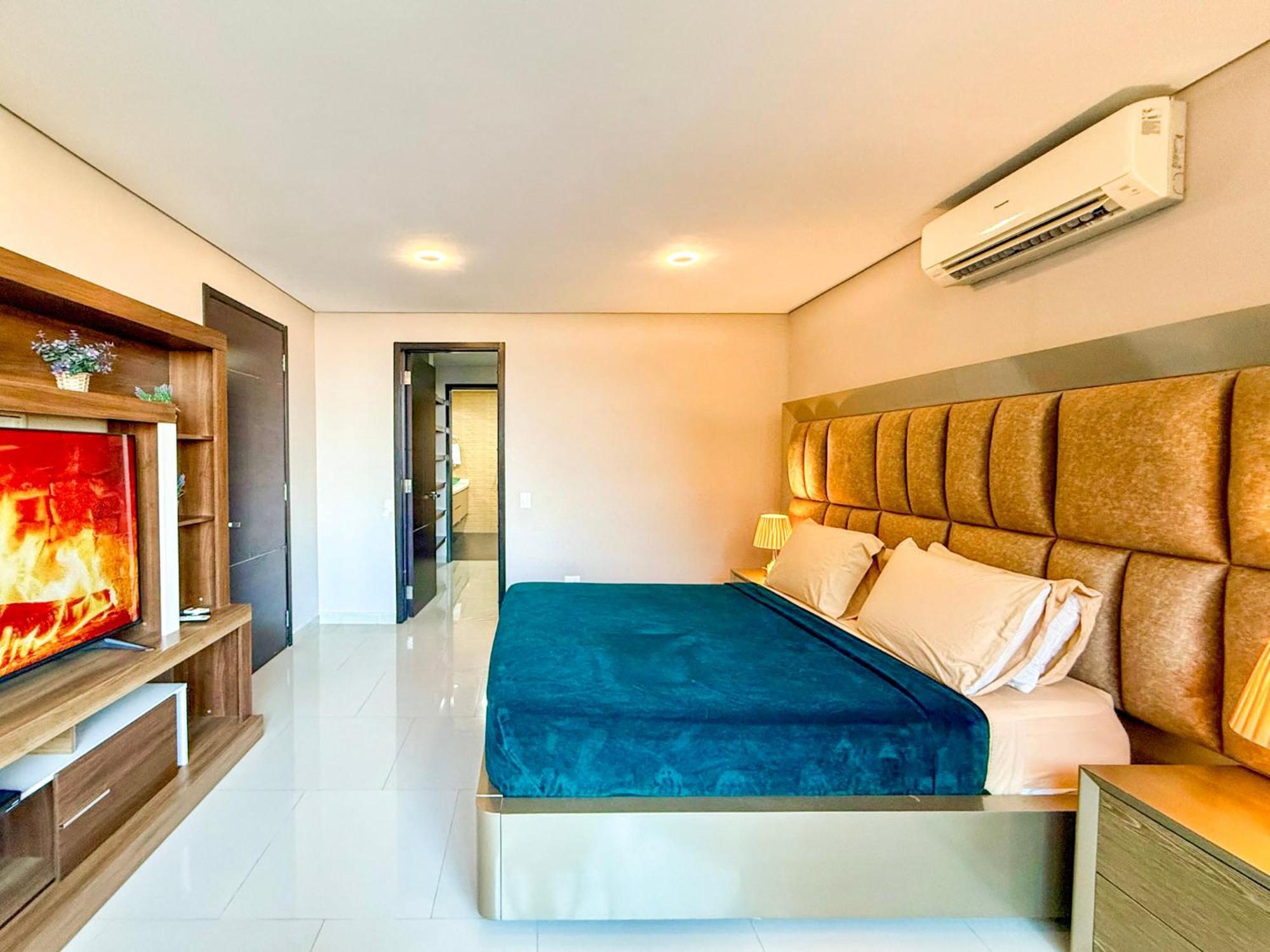 Apartamento Amplio Y De Lujo En El Oeste