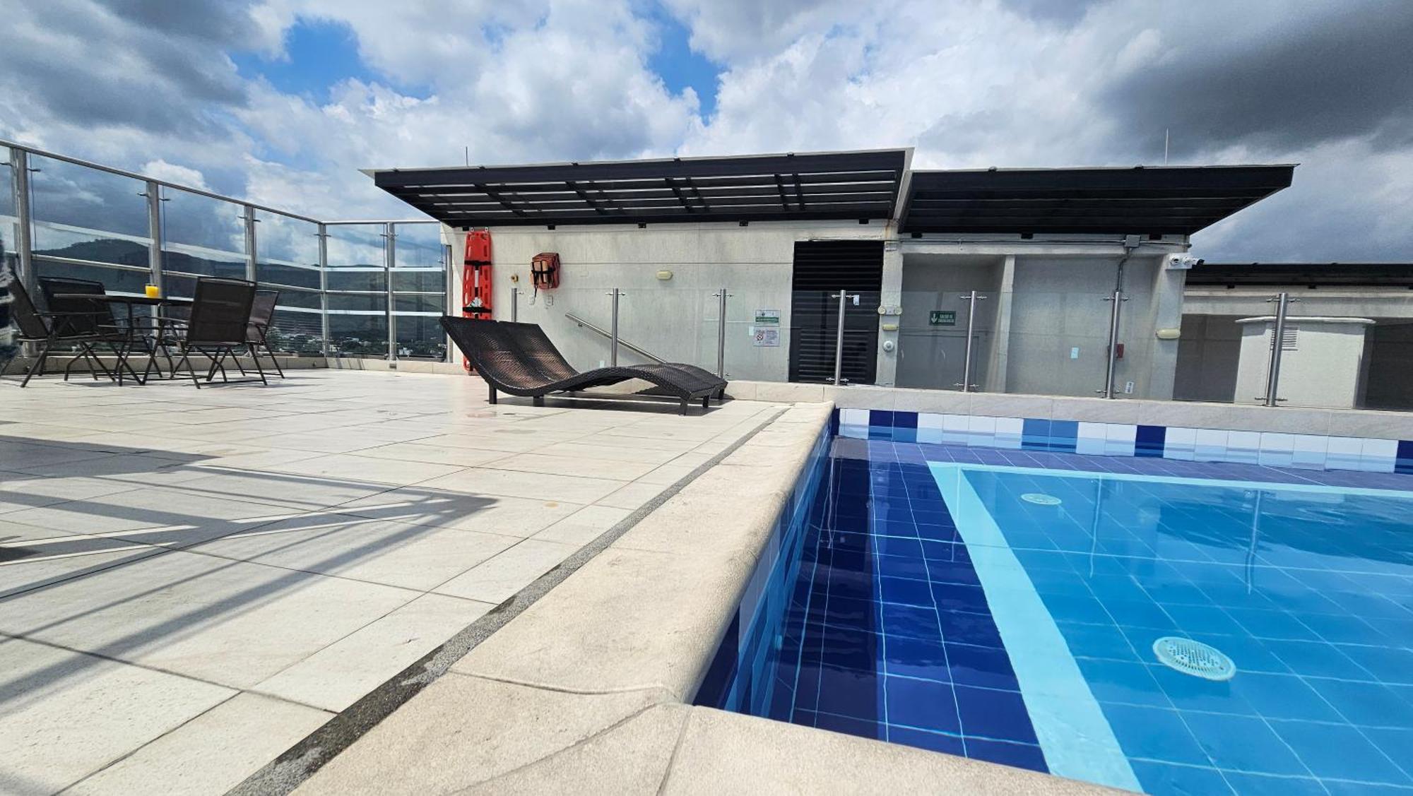 Descubre El Paraiso En Piso 15 Cali