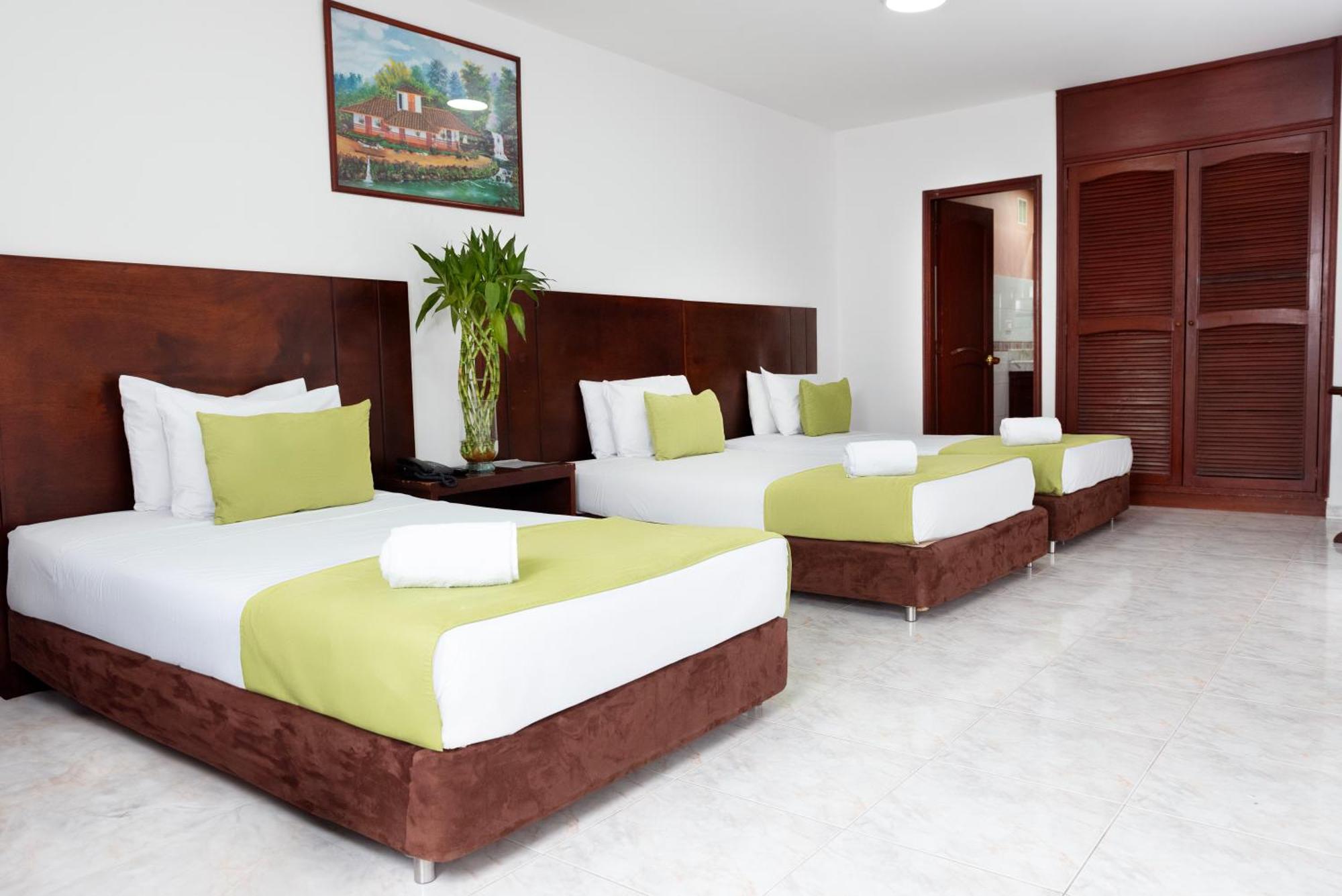 Granada Real 4* Cali