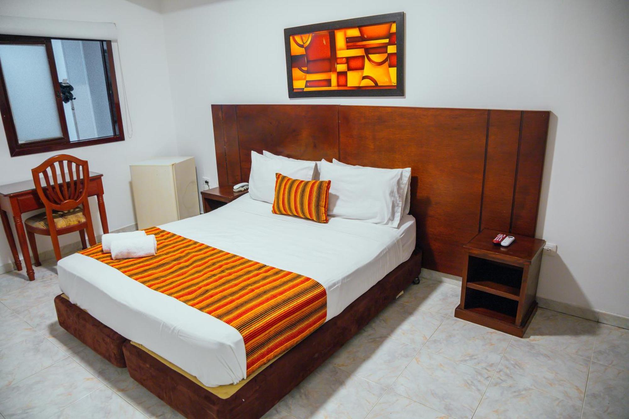 Granada Real Hotel 4*