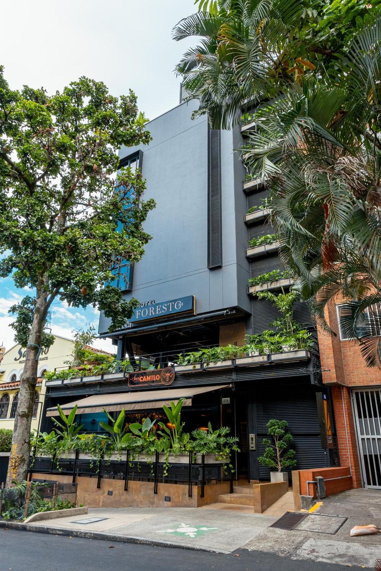 Hotel Ciudad Solar 4*