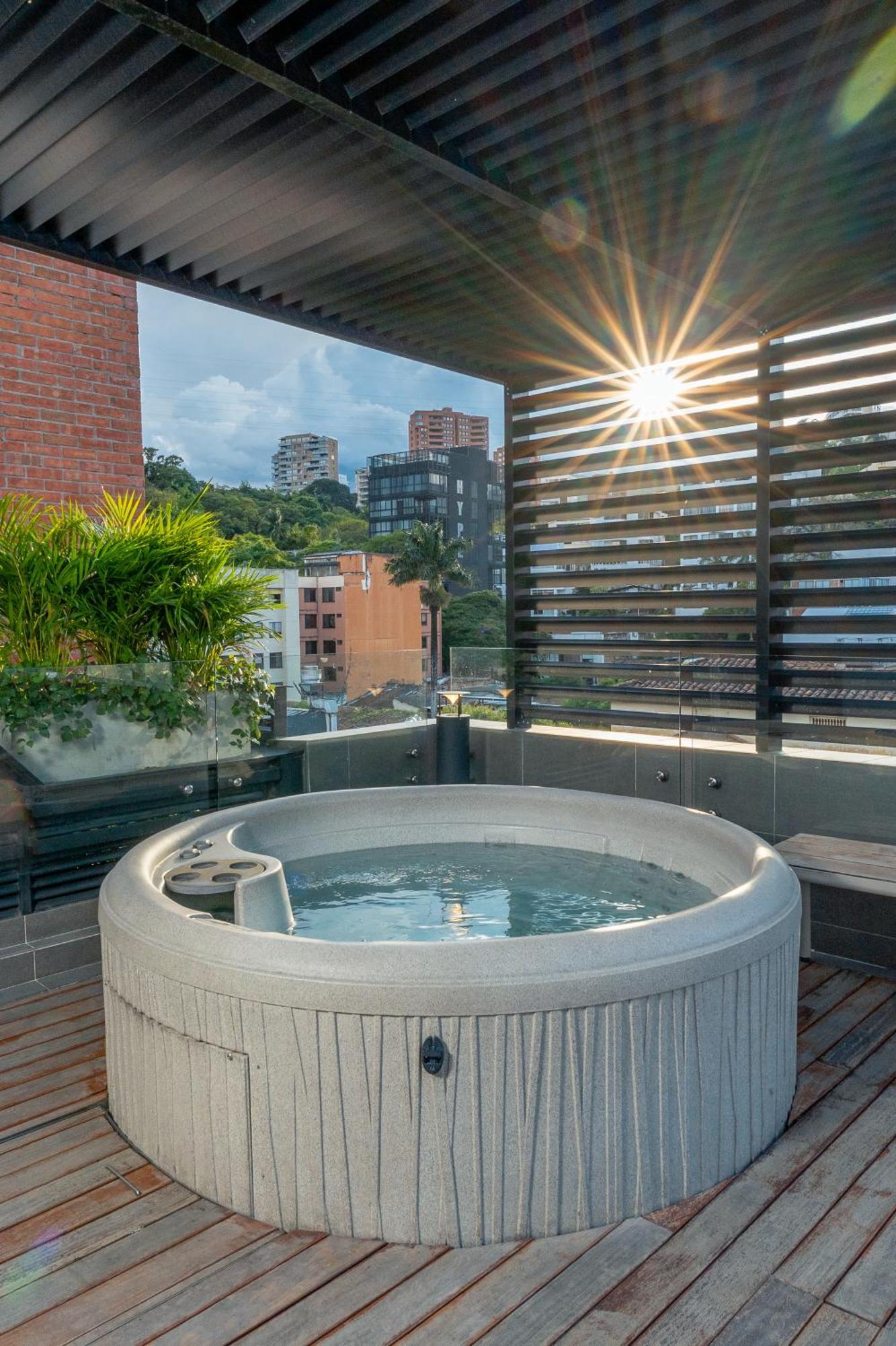Ciudad Solar Hotel 4*