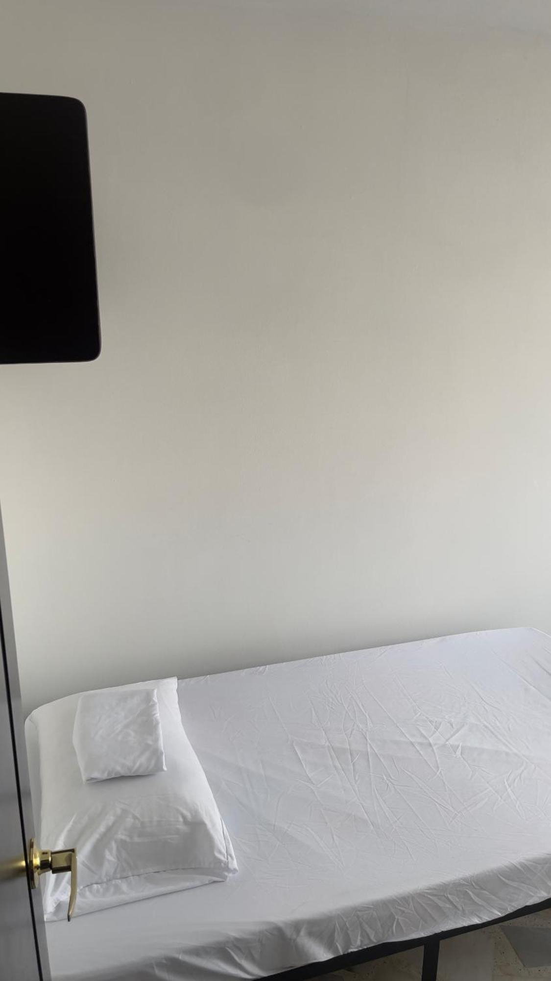 Hostal The View & Lounge Cali