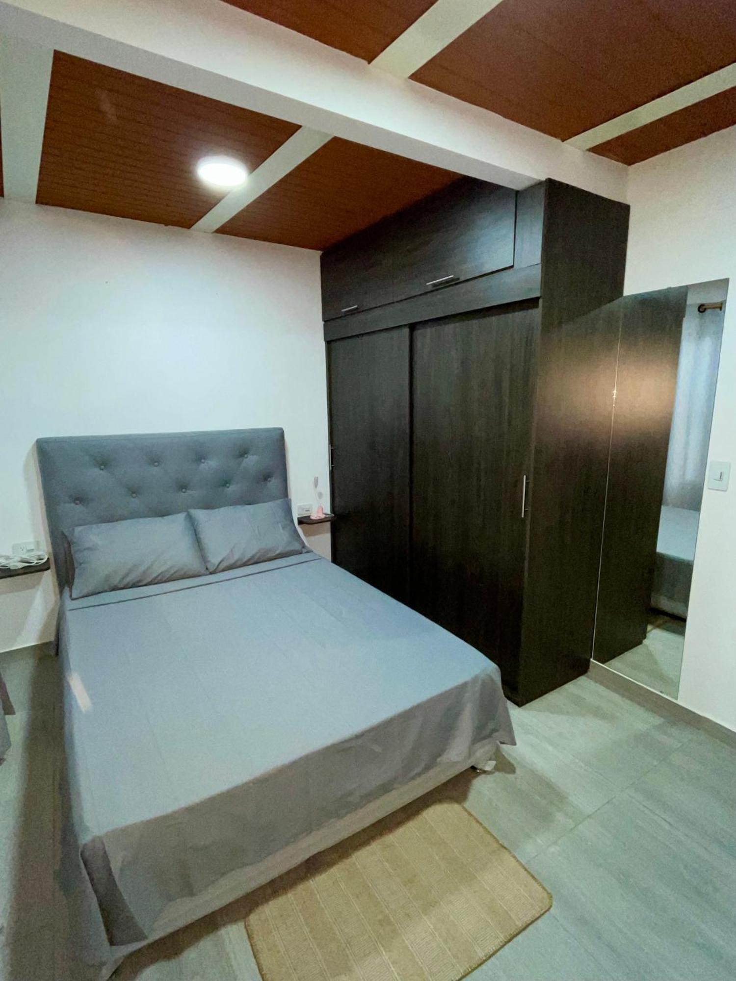 Casa Turistica Jnd *