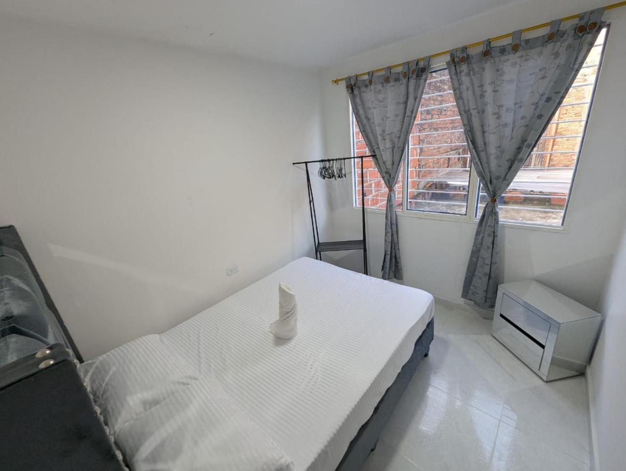 Apartamento Supremamente Espacioso 2do Piso Cali