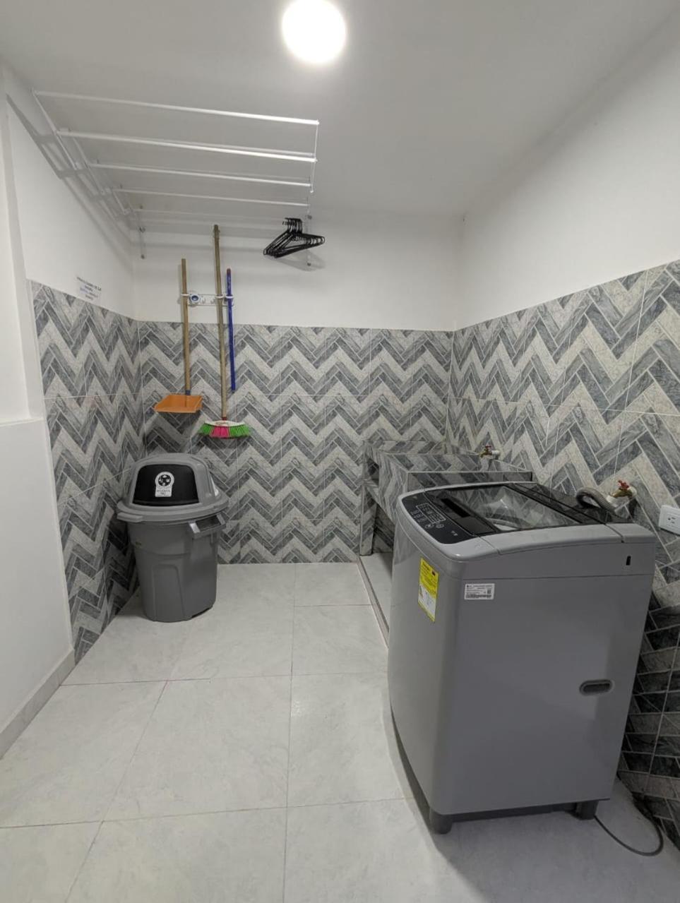 Apartamento Supremamente Espacioso 2do Piso