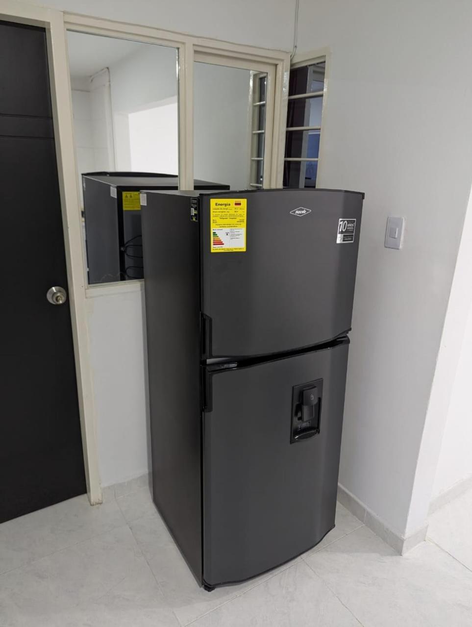 Apartamento Supremamente Espacioso 2do Piso Cali
