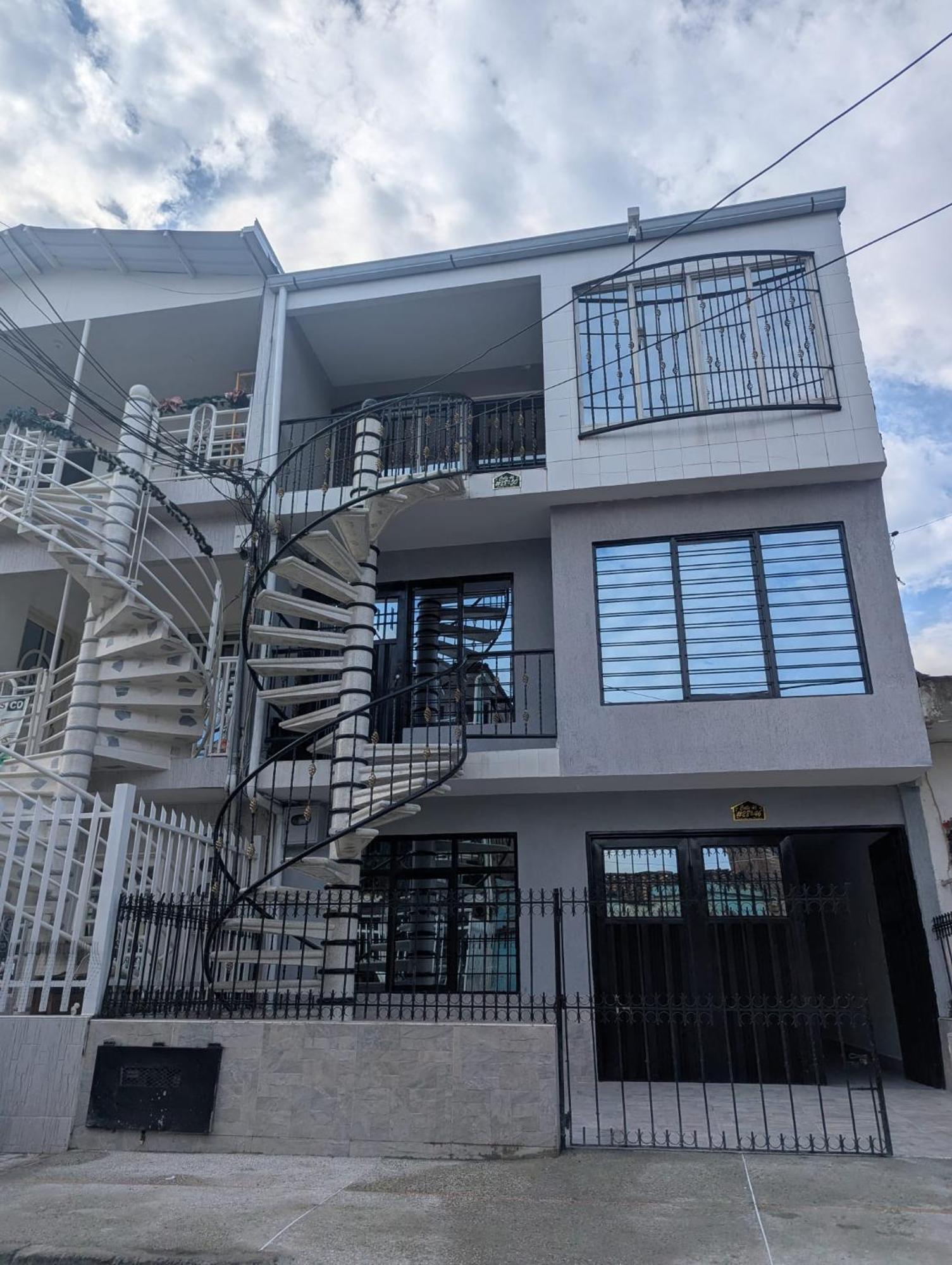 Supremely Spacious For Rent Cali