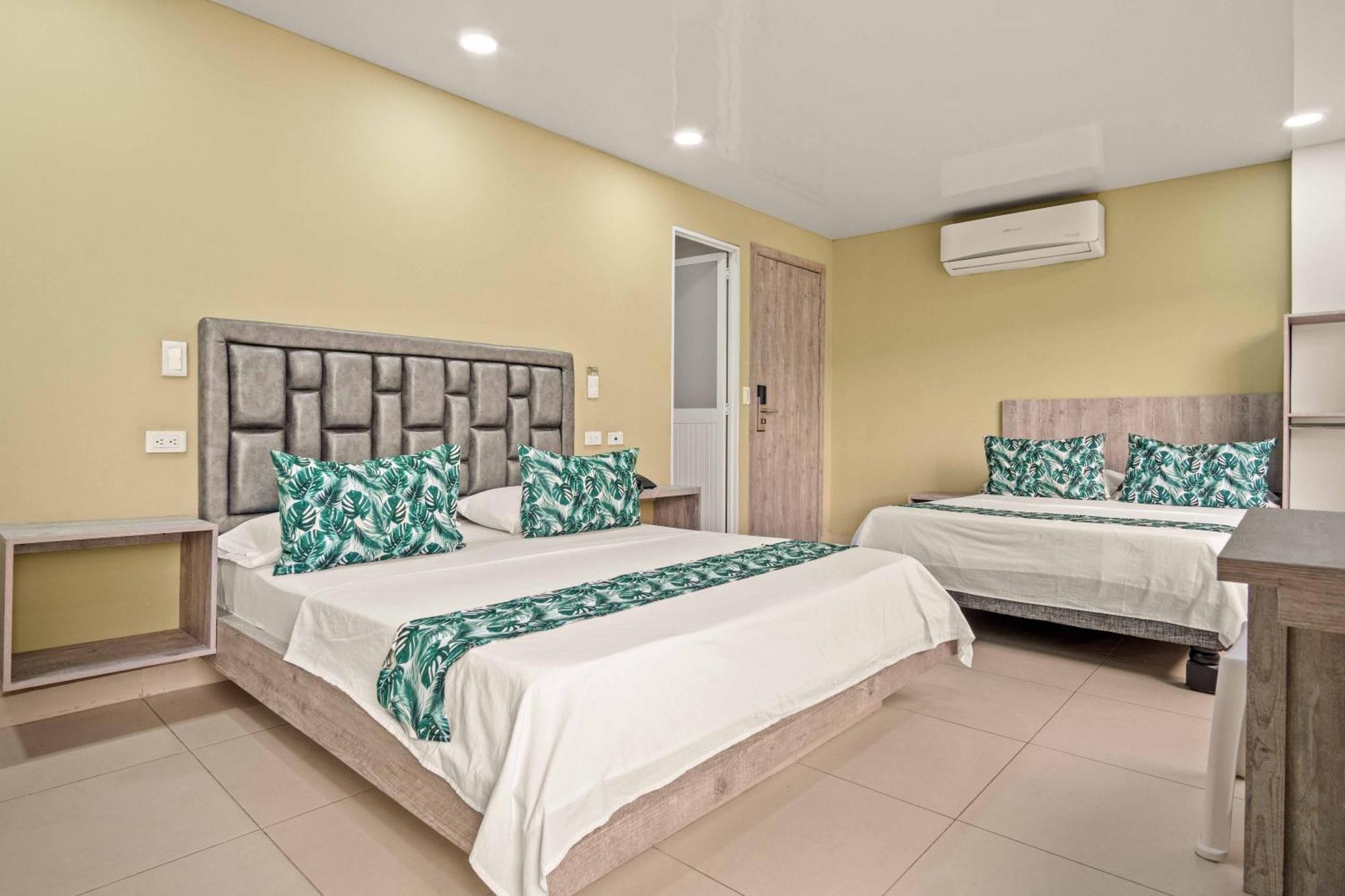 Hotel Ayenda 1420 Eco 3*