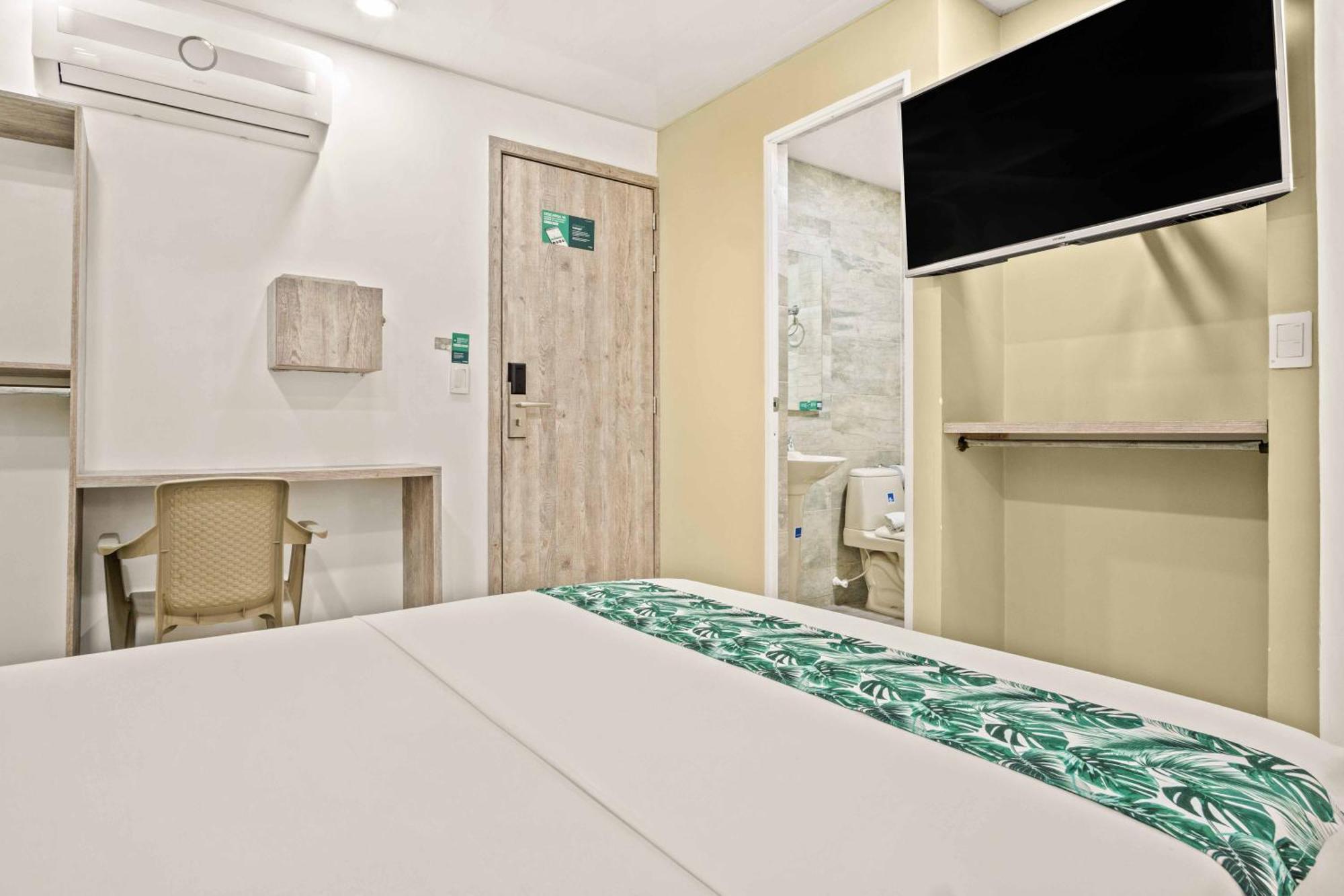 Ayenda 1420 Eco Hotel 3*