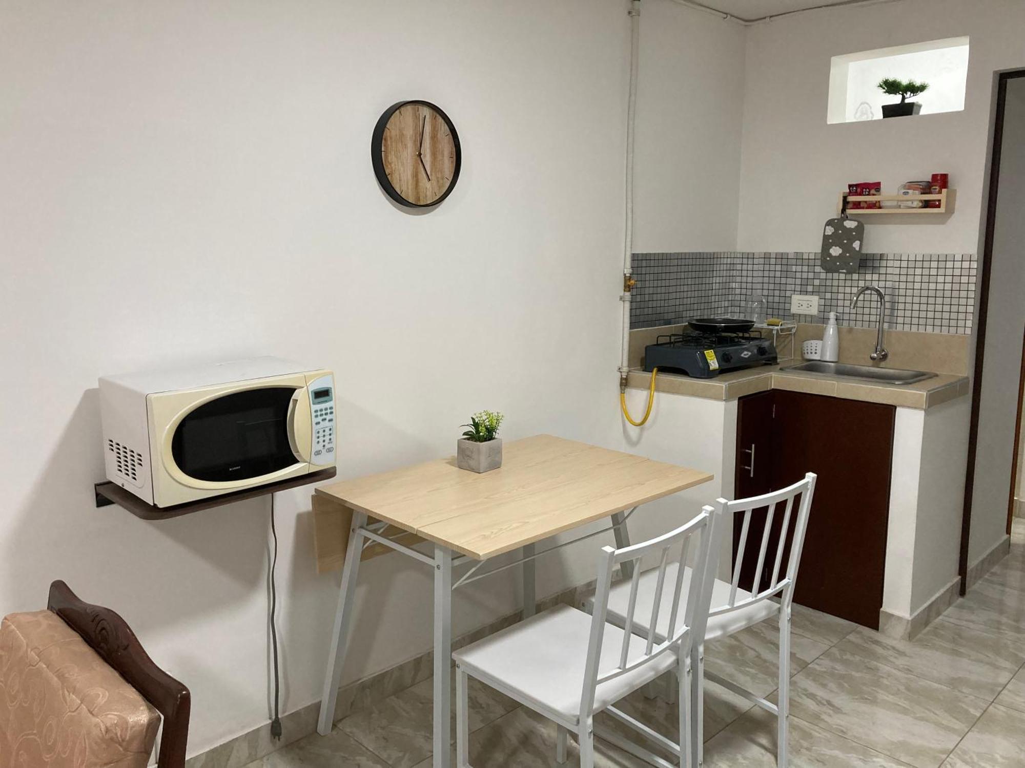 Manna House - Apto Entero - Excelente Ubicacion, Parking