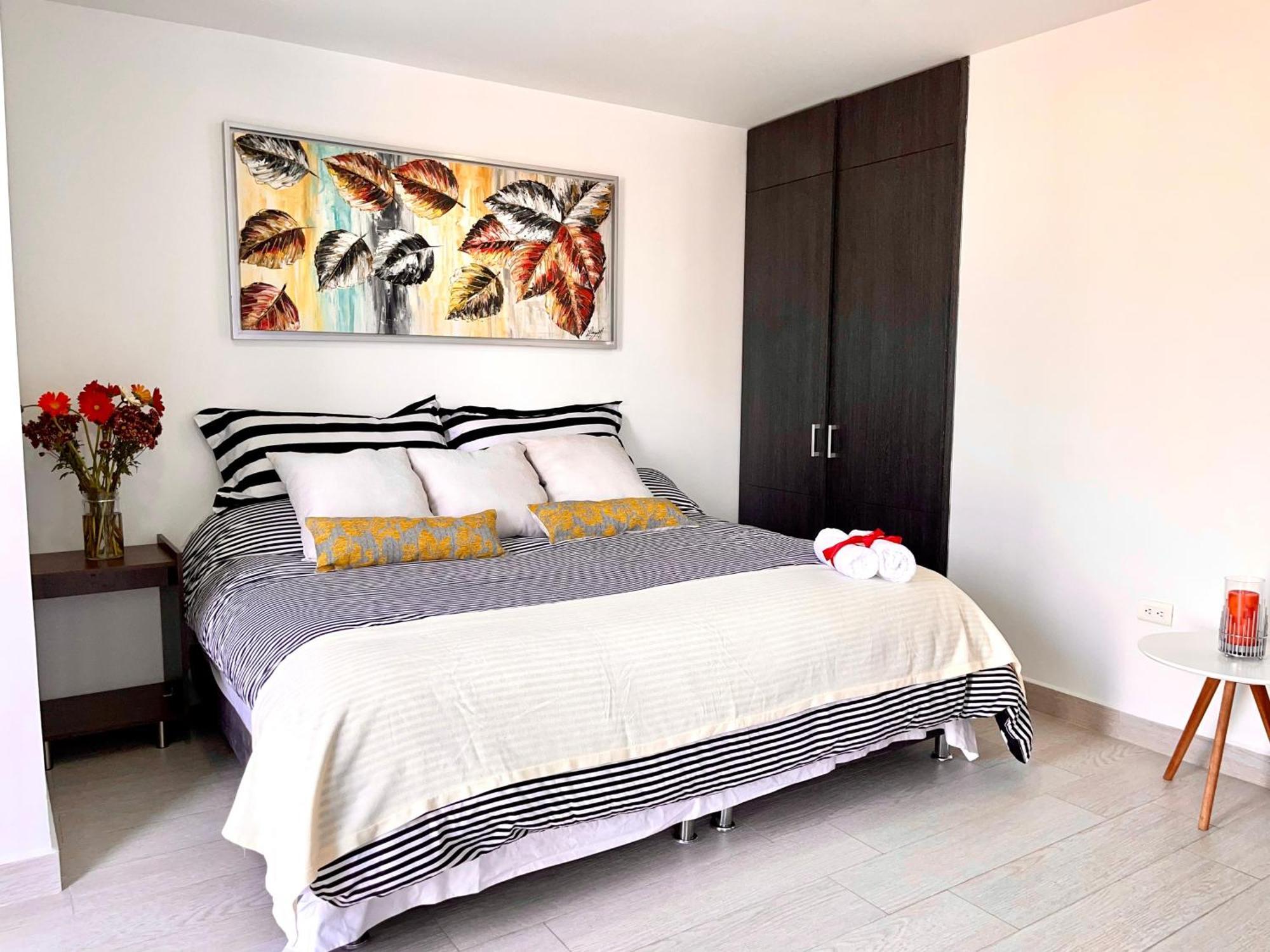 Elegante En Granada Apartamento Cali