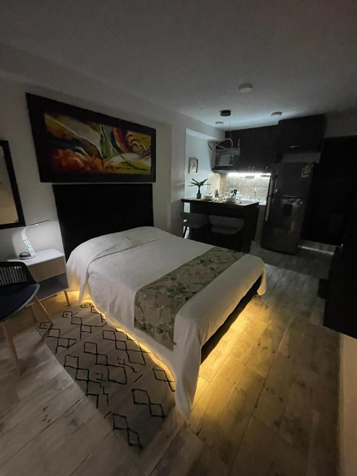 Pretty & Modern Private 202 *