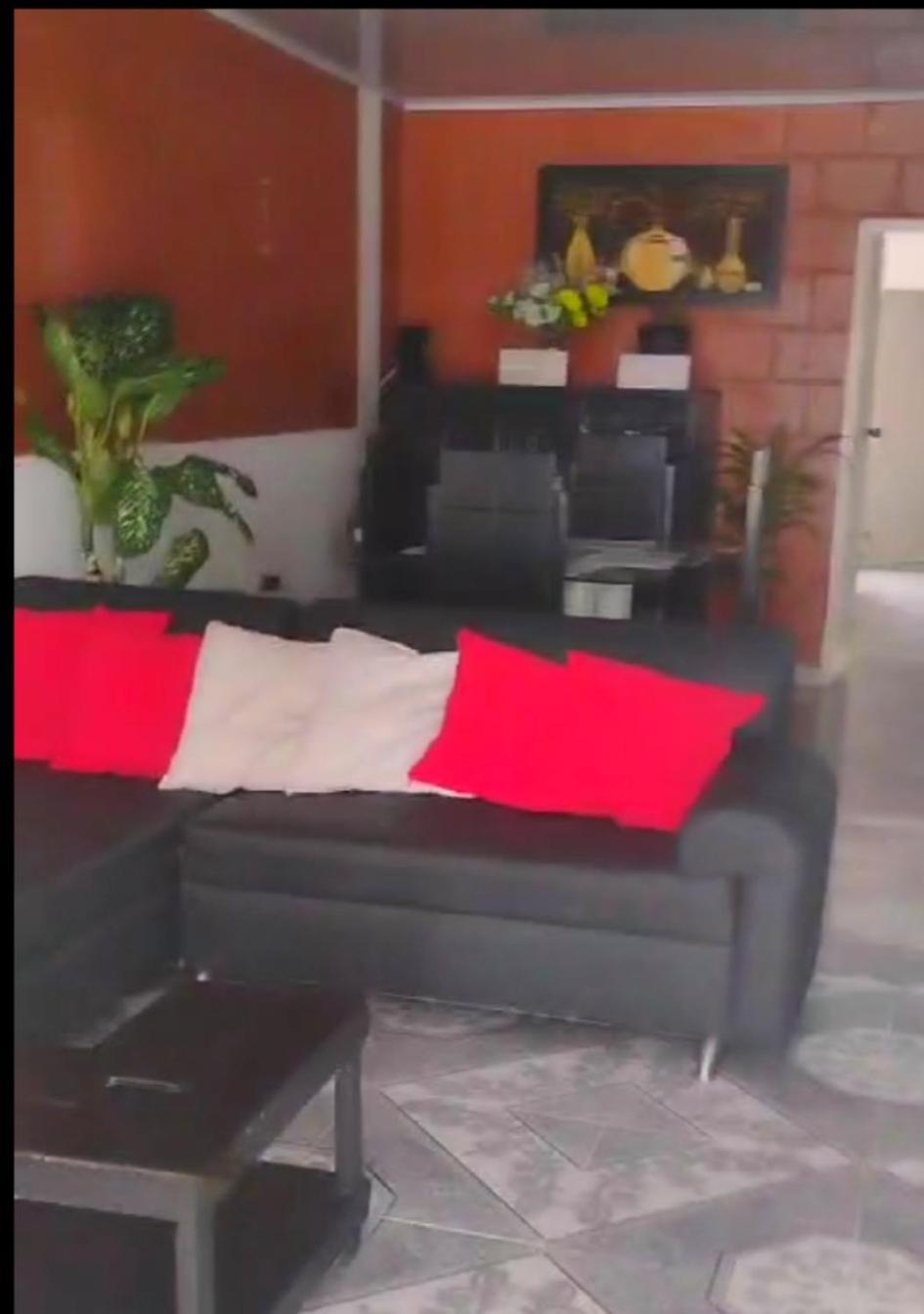 Acogedora Casa Ideal Grupos Grandes Cali