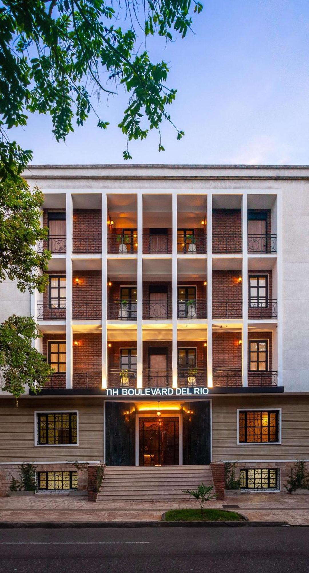 Hotel Nh Boulevard Del Río 4*